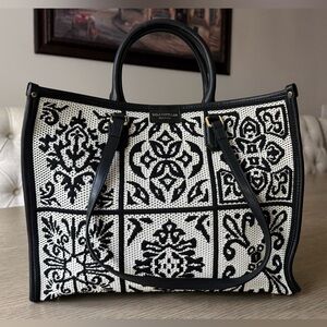 VIOLA CASTELLANI
Made In Italy Woven Tote With Detachable Zip Pouch